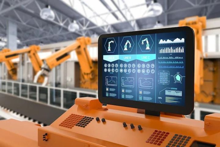 Industrial IoT Devices Overview: Sensors, Gateways, Connectivity and Manufacturing Applications