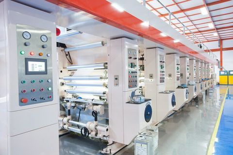 Blow Molding Machines: Insights Into Components, Processes and Performance