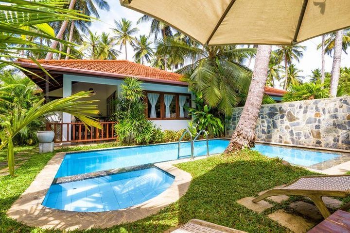 Private Villa Rentals Insights: Property Types, Amenities, Privacy Features, Locations and Travel Planning